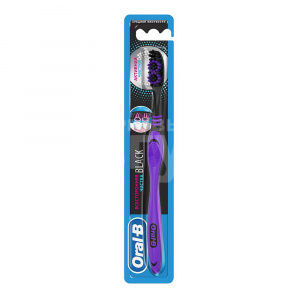 Зубная щетка Oral-B Black Всесторонняя чистка средней жесткости щетина