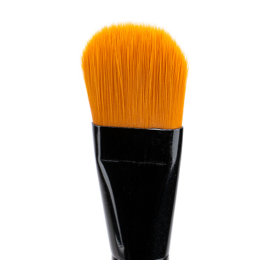 Кисточка для макияжа Triumf №13 для тональных основ, кремовых текстур и эмульсий