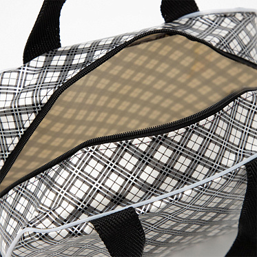 Косметичка 2804976 на молнии, с ручками 23*9*15 см, ПВХ, в ассортименте